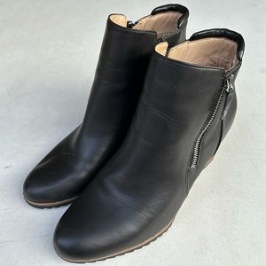 SOUL NATURALIZER | Black Haley Wedge Heel Bootie Size 11M